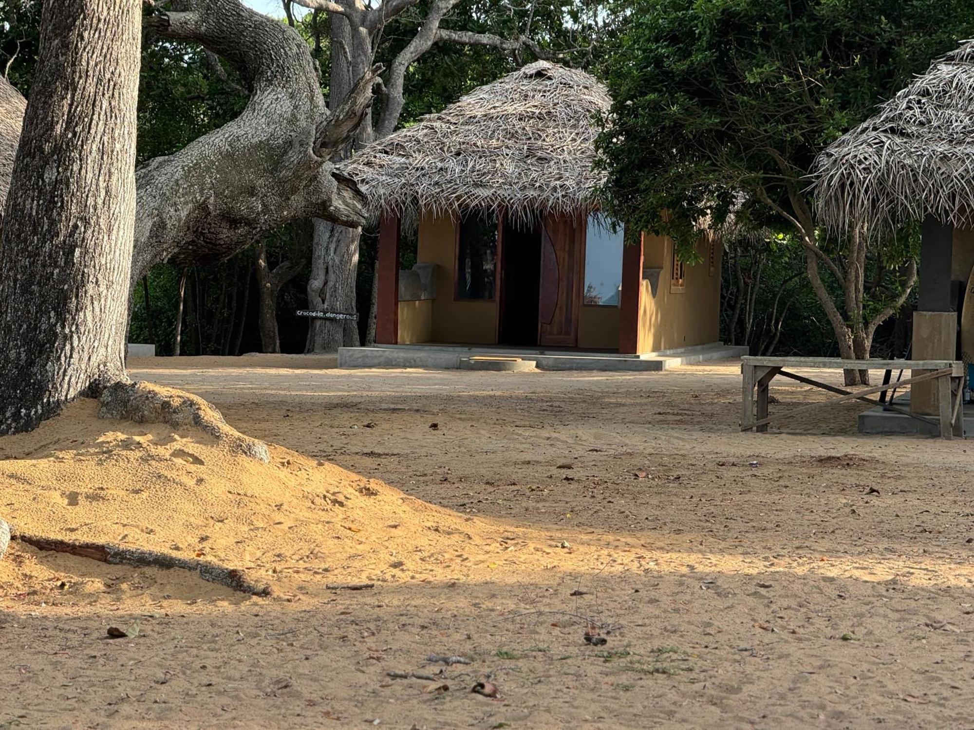Peanut Farm Surf And Wild Resort - Arugambay Baie d'Arugam Extérieur photo